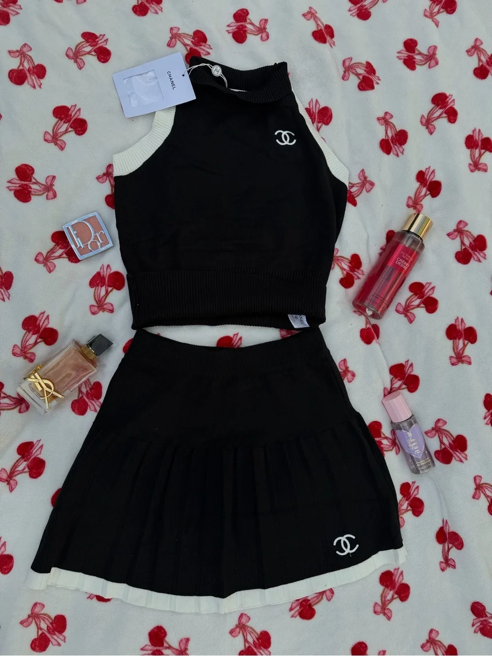 CHANEL Black Ribbed Turtleneck Hat Accessory
